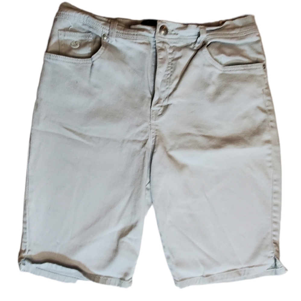 GLORIA VANDERBILT jean shorts 12